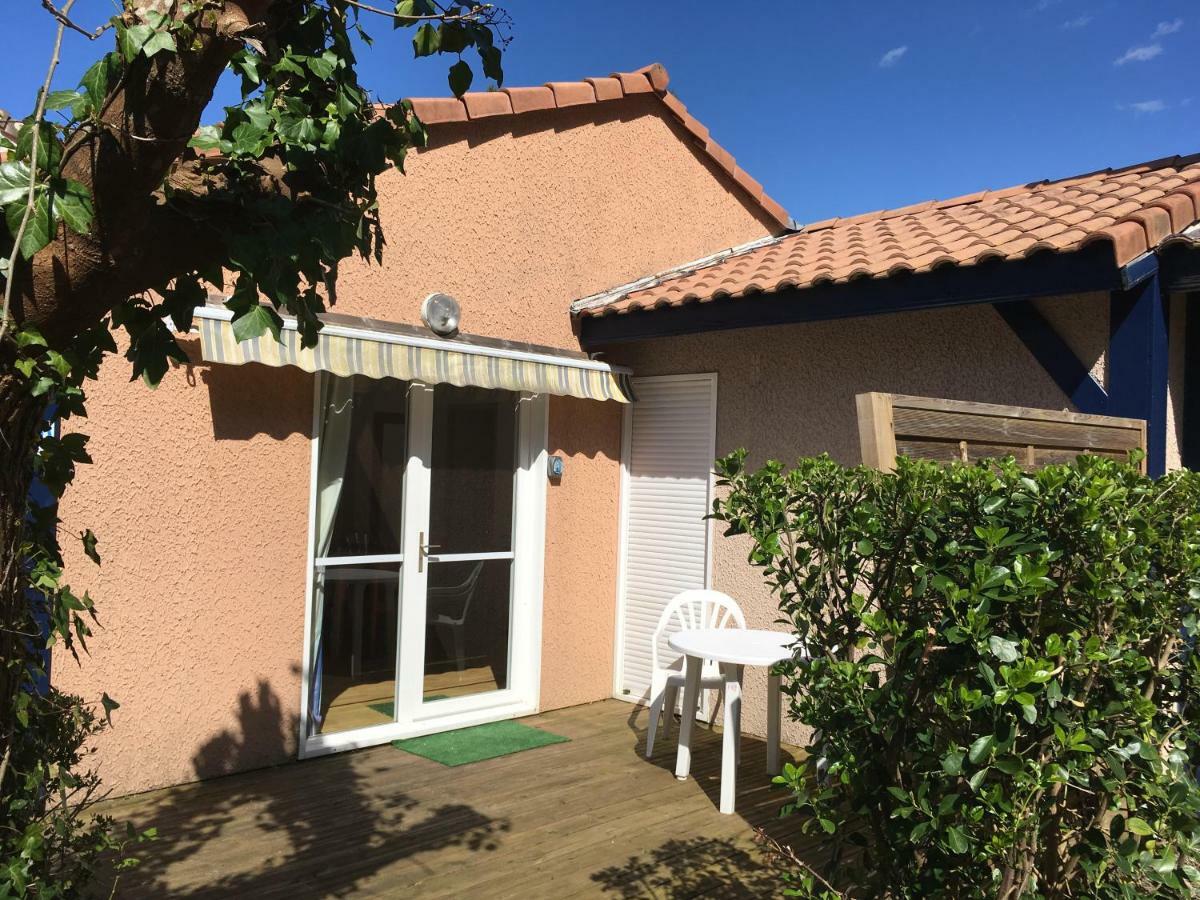 Residence Mes Amours D'Enfants - Les Villas Du Lac Сустон Экстерьер фото